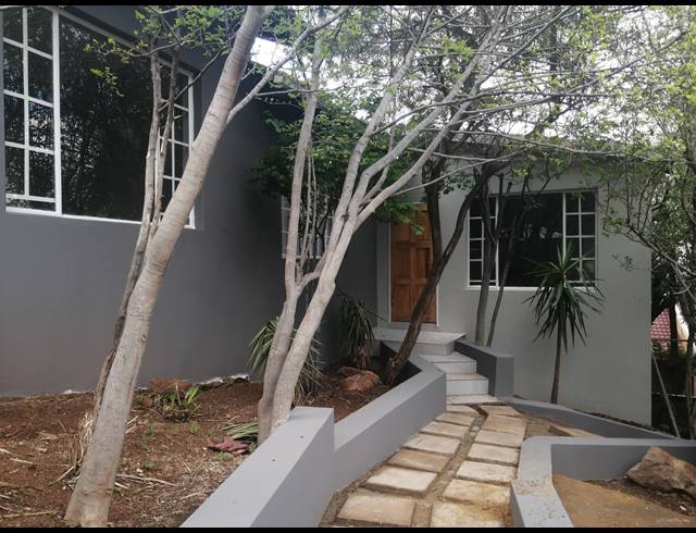 3 BEDROOM FREESTANDING TO LET IN MULBARTON